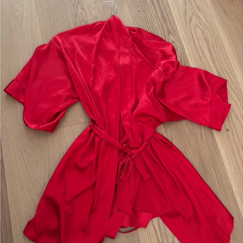 Elegant Red Women's Robe